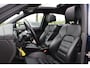 Porsche Macan 2.0 / Trekhaak / Panoramadak / Camera / Adaptieve Stoelen / 21'' / Luchtvering / Stoelverwarming / Cruise control