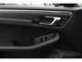 Porsche Macan 2.0 / Trekhaak / Panoramadak / Camera / Adaptieve Stoelen / 21'' / Luchtvering / Stoelverwarming / Cruise control