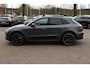 Porsche Macan 3.0 S / NL Auto! / 2e Eign. / Panoramadak / Camera / Adaptieve Stoelen / Luchtvering / 21'' / Bose / Sportdesign&Chrono / Stoelventilatie / Stuur+Stoelverwarming / Dodehoek / DAB / Cruise Control