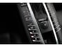 Porsche Macan 3.0 S / NL Auto! / 2e Eign. / Panoramadak / Camera / Adaptieve Stoelen / Luchtvering / 21'' / Bose / Sportdesign&Chrono / Stoelventilatie / Stuur+Stoelverwarming / Dodehoek / DAB / Cruise Control