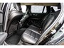 Volvo V60 2.0 B3 Business Pro | Trekhaak | Lederen Bekleding | Stoelverwarming | BLIS | Cruise Control Adaptief | Achteruitrijcamera | Parkeersensoren | Keyless Entry | Navigatie | Apple Carplay | Android Auto