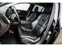 Volvo V60 2.0 B3 Business Pro | Trekhaak | Lederen Bekleding | Stoelverwarming | BLIS | Cruise Control Adaptief | Achteruitrijcamera | Parkeersensoren | Keyless Entry | Navigatie | Apple Carplay | Android Auto