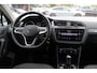 Volkswagen Tiguan 1.5 TSI Elegance / 17.578 km! / Trekhaak / Camera / Carplay / 18'' / Keyless / Stoel+Stuurverwarming / DAB / ACC