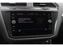 Volkswagen Tiguan 1.5 TSI Elegance / 17.578 km! / Trekhaak / Camera / Carplay / 18'' / Keyless / Stoel+Stuurverwarming / DAB / ACC