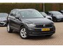 Volkswagen Tiguan 1.5 TSI Elegance / 17.578 km! / Trekhaak / Camera / Carplay / 18'' / Keyless / Stoel+Stuurverwarming / DAB / ACC