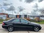 Mercedes-Benz C-klasse 200 K. Avantgarde Automaat ECC Audio-CD/Navigatie Leder/Stof LMV 16" Cruise Dealeronderhoud Apk 02/01/2027