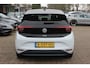 Volkswagen ID.3 First Plus 58 kWh / SoH 91,2% / Camera / Keyless / Matrix LED / Interieurvoorverwarming / 19'' / DAB / Navigatie / Stoel+Stuurverwarming / ACC