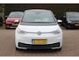 Volkswagen ID.3 First Plus 58 kWh / SoH 91,2% / Camera / Keyless / Matrix LED / Interieurvoorverwarming / 19'' / DAB / Navigatie / Stoel+Stuurverwarming / ACC