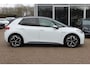 Volkswagen ID.3 First Plus 58 kWh / SoH 91,2% / Camera / Keyless / Matrix LED / Interieurvoorverwarming / 19'' / DAB / Navigatie / Stoel+Stuurverwarming / ACC