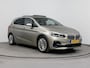 BMW 2-Serie Active Tourer 225xe iPERFORMANCE HIGH EXECUTIVE | SCHUIF/KANTEL DAK | NAVI | CRUISE | CLIMA | CAMERA | LEDER | PDC | ELEKTRISCHE ACHTERKLEP | HARMAN KARDON | HYBRID | AUTOMAAT |