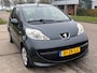 Peugeot 107 1.0-12V XS 5-Drs Airco Electric pakket Audio/CD ABS Colorpakket ABS EBD Getint glas Dealeronderhoud Nieuwe Apk!