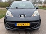 Peugeot 107 1.0-12V XS 5-Drs Airco Electric pakket Audio/CD ABS Colorpakket ABS EBD Getint glas Dealeronderhoud Nieuwe Apk!