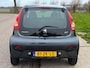 Peugeot 107 1.0-12V XS 5-Drs Airco Electric pakket Audio/CD ABS Colorpakket ABS EBD Getint glas Dealeronderhoud Nieuwe Apk!