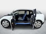 BMW i3 Basis 120Ah 42 kWh SOH 92,9% / Warmtepomp / 3 Fase / Dealeronderhouden / Full LED /