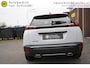 Peugeot 2008 1.2 PURETECH 130PK AUTOMAAT ALLURE OKT 2023 NIEUW MODEL MET NIEUWE DISTRIBUTIERIEM!! FULL LED ANDROID/APPLECARPLAY NAVI CAMERA 17INCH 4X PERF BANDEN PDC V+A CLIMA CRUISE BLUETOOTH ENZ...