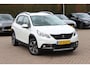 Peugeot 2008 1.2 PureTech Allure 110pk / Nieuwe distr.riem!! / Trekhaak / Navigatie / Half leder / 16'' / Getint glas / Cruise Control / Climate Control / CarPlay