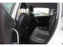 Peugeot 2008 1.2 PureTech Allure 110pk / Nieuwe distr.riem!! / Trekhaak / Navigatie / Half leder / 16'' / Getint glas / Cruise Control / Climate Control / CarPlay