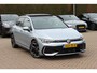 Volkswagen Golf 1.5 eTSI R-Line Edition / Trekhaak / Panoramadak / 360Camera / Keyless / Matrix LED / 18'' / CarPlay / Stoelverwarming / DAB / ACC