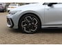 Volkswagen Golf 1.5 eTSI R-Line Edition / Trekhaak / Panoramadak / 360Camera / Keyless / Matrix LED / 18'' / CarPlay / Stoelverwarming / DAB / ACC