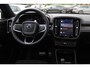 Volvo XC40 Recharge P8 AWD R-Design / SoH 92,1% / Trekhaak / Panoramadak / Camera / Keyless / Harman Kardon / 19'' / Half leder / Stuur+Stoelverwarming / DAB / Dodehoek / ACC
