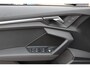 Audi A3 Sportback 45 TFSI e S edition Competition / Trekhaak / Panoramadak / CarPlay / Matrix LED / Keyless / Parkeerhulp V+A / 18'' / Half leder / Navigatie / DAB / Dodehoek / Stoelverwarming / ACC