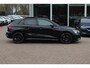 Audi A3 Sportback 45 TFSI e S edition Competition / Trekhaak / Panoramadak / CarPlay / Matrix LED / Keyless / Parkeerhulp V+A / 18'' / Half leder / Navigatie / DAB / Dodehoek / Stoelverwarming / ACC