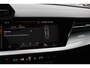 Audi A3 Sportback 45 TFSI e S edition Competition / Trekhaak / Panoramadak / CarPlay / Matrix LED / Keyless / Parkeerhulp V+A / 18'' / Half leder / Navigatie / DAB / Dodehoek / Stoelverwarming / ACC