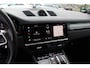 Porsche Cayenne Coupé 3.0 E-Hybrid Platinum Edition / Panoramadak / 360Camera / Luchtvering / 21'' / Sfeerverlichting / Sportchrono / Bose / Keyless / Sportuitlaat / Dodehoek / DAB / Stoelverwarming / ACC