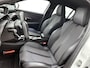 Peugeot e-208 EV GT Pack 50 kWh 136pk Automaat | Navigatie | Climate Control | Cruise Control | Camera | 17"LMV | Dodehoekdetectie | LED | Apple Carplay/Android Auto |