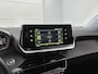 Peugeot 2008 1.2 Allure Pack 100pk | Navigatie | Climate Control | Cruise Control | Camera | LED | 17"LMV | Apple Carplay/Android Auto |