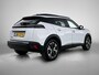 Peugeot e-2008 EV Allure 50 kWh 136pk Automaat | 3 Fase | Schuif-/Kanteldak | Navigatie | Rondomzicht Camera | LED | 17"LMV | Climate Control | Cruise Control | Dodehoekdetectie | Apple Carplay/Android Auto |