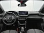 Peugeot e-2008 EV Allure 50 kWh 136pk Automaat | 3 Fase | Schuif-/Kanteldak | Navigatie | Rondomzicht Camera | LED | 17"LMV | Climate Control | Cruise Control | Dodehoekdetectie | Apple Carplay/Android Auto |