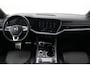Volkswagen Touareg 3.0 TDI R-Line | Panoramadak | Trekhaak | ACC | 21 Inch | Luchtvering