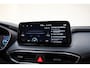 Hyundai Santa Fe 1.6 T-GDI HEV 4 WD Premium Plus Aut. [ Trekhaak Leder Stoel / Stuurverwarming LED Navi Apple / Android Camera ]