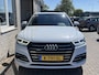 Audi Q5 55 TFSI e quattro S-Line / AUTOMAAT/ 367 PK/ PANO/ LUCHTVERING/ LEER/ TREKHAAK/ CAMERA/ ACC/ ELEK.KLEP/ DODEHOEK/ CLIMA/ STOELVERWARM./ DAB/ NAVI/ LED