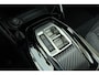 Peugeot e-2008 EV Style 50 kWh 3-Fase l 1e Eigenaar l Camera l PDC l LED l DAB l Apple Carplay & Android Auto l Climate Control l Cruise Control l Lichtmetalen Velgen