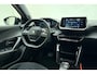 Peugeot e-2008 EV Style 50 kWh 3-Fase l 1e Eigenaar l Camera l PDC l LED l DAB l Apple Carplay & Android Auto l Climate Control l Cruise Control l Lichtmetalen Velgen