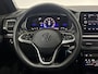 Volkswagen T-Cross 1.5 TSI R-Line Edition | Automaat | Trekhaak | Stoelverwarming | Navigatie | Achteruitrijcamera |