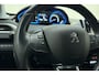 Peugeot 2008 1.2 PureTech Allure Camera l PDC l Bluetooth l Navigatie l Cruise Control l Climate Control l Winter & Zomerset (Lichtmetalen Velgen)
