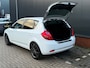 Kia Ceed Cee'd 1.6 X-ecutive (12 mnd BOVAG-garantie)