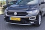 Volkswagen T-Roc 1.5 TSI Sport 150pk NAVI, Camera, Schuif/kanteldak, Stoelverwarming