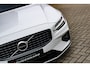 Volvo V60 2.0 T5 R-Design | 250PK | HEICO uitlaat | Panoramadak | HUD | Harman Kardon | Memory | Camera | Trekhaak