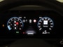 Volkswagen Tiguan 1.5 eTSI Life Edition GOAL 130 pk Automaat (DSG) | Navigatie | Trekhaak (wegklapbaar) | Parkeersensoren (Park assist) | Rondomzicht camera | Stoelverwarming |