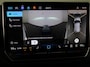 Volkswagen Tiguan 1.5 eTSI Life Edition GOAL 130 pk Automaat (DSG) | Navigatie | Trekhaak (wegklapbaar) | Parkeersensoren (Park assist) | Rondomzicht camera | Stoelverwarming |