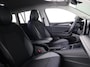 Volkswagen Tiguan 1.5 eTSI Life Edition GOAL 130 pk Automaat (DSG) | Navigatie | Trekhaak (wegklapbaar) | Parkeersensoren (Park assist) | Rondomzicht camera | Stoelverwarming |