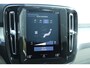 Volvo XC40 T4 Recharge Inscription Expression | Lederen bekleding | Parkeerverwarming | Parkeercamera achter | Parkeersensor voor + achter | Apple carplay/Android auto