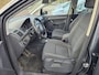 Volkswagen Touran 1.6-16V FSI | AUTOMAAT | NW APK | TREKHAAK | CRUISE | 12MND GARANTIE |