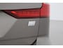 Volvo V60 T6 Recharge Inscription | Panoramadak | Head-Up | Trekhaak | harman/kardon | Stoel+Stuurverwarming