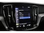 Volvo V60 T6 Recharge Inscription | Panoramadak | Head-Up | Trekhaak | harman/kardon | Stoel+Stuurverwarming