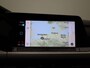 Volkswagen Golf 1.0 TSI Life Business | Navigatie | Sfeerverlichting | Stoel + Stuurverwarming | Camera |